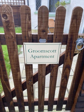 Groomscott Apartment